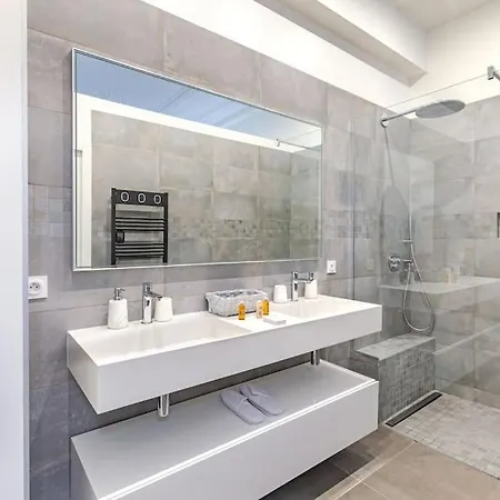 Appartamento Newly Renovated Near La Madeleine *