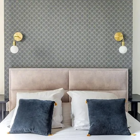 Appartement Newly Renovated Near La Madeleine